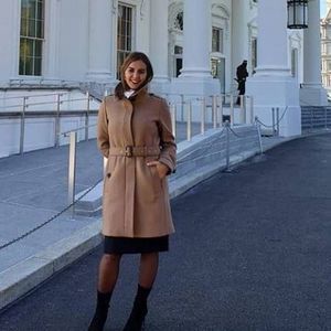 Meet your Posher, Onelia lopez